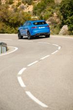 Jaguar F-Pace SVR 2018 года (WW)